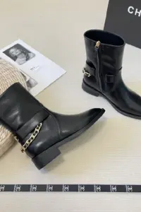 C chain detail real leather boots