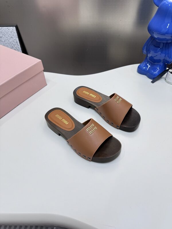 Mini Clogs - Image 4