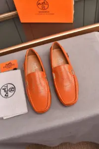 orange or white Loafter